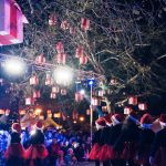 Γιορτινή Χριστουγεννιάτικη ατμόσφαιρα με πλήθος κόσμου στο Πάρκο Χριστουγέννων Αλεξανδρούπολης